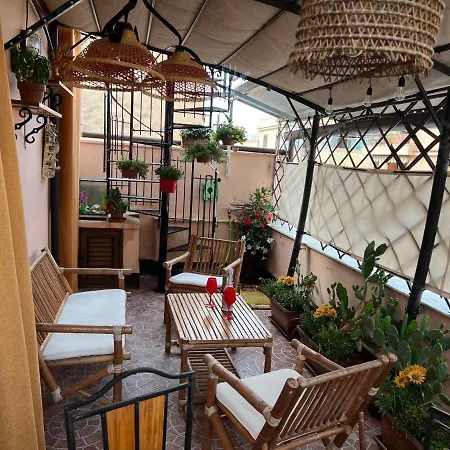 Delfino House