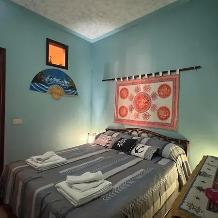 Delfino House * טראסיני