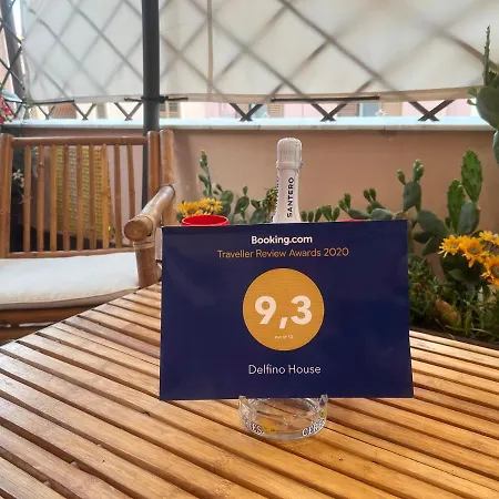 Holiday home Delfino House *