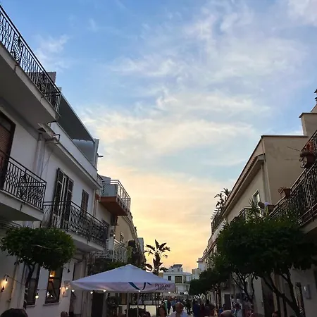 Holiday home Delfino House *